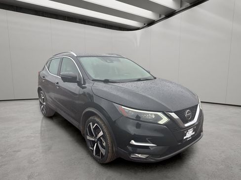 Used 2022 Nissan Rogue Sport SL w/ Premium Package AWD/4WD image 7