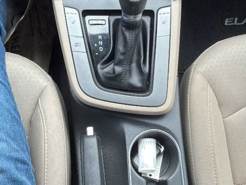 Used 2017 Hyundai Elantra Value Edition image 20