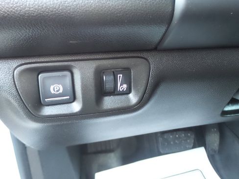 Used 2021 GMC Acadia SLE w/ Driver Convenience Package image 14