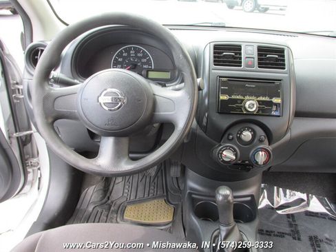 Used 2013 Nissan Versa S FWD image 8