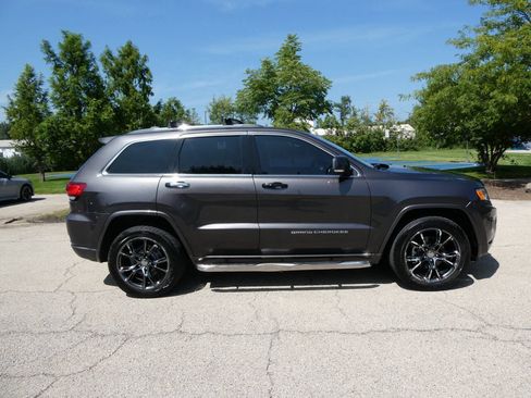 Used 2014 Jeep Grand Cherokee Overland AWD/4WD image 4