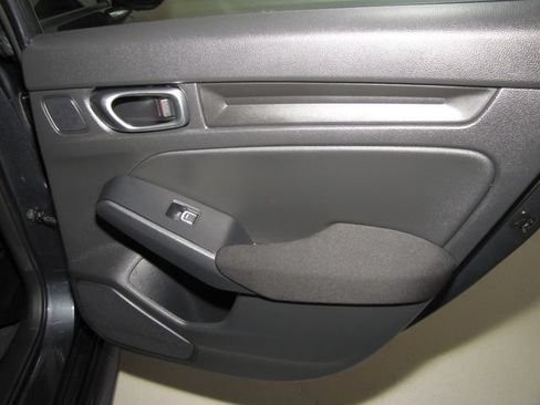 Certified 2023 Honda Civic Sport image 18