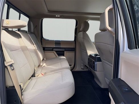 Used 2017 Ford F150 XLT w/ Equipment Group 302A Luxury image 15