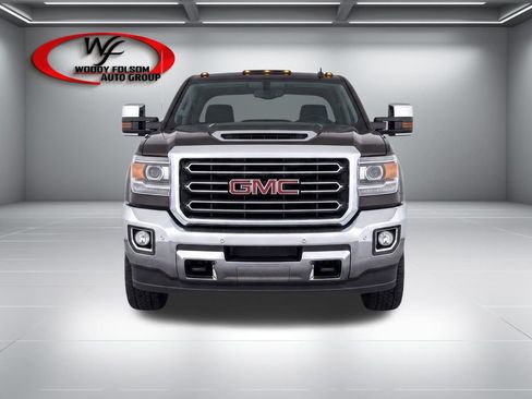 Used 2018 GMC Sierra 2500 SLT w/ Duramax Plus Package AWD/4WD image 6