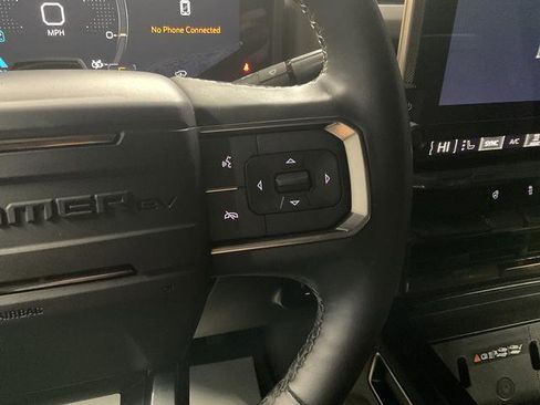 Used 2025 GMC Hummer EV 2X image 20