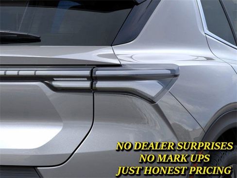 New 2026 Chevrolet Equinox EV LT image 11