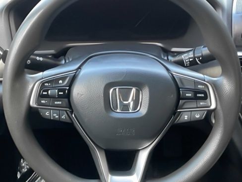 Used 2020 Honda Accord LX image 18