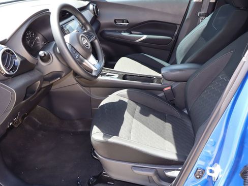 Used 2023 Nissan Kicks SV FWD image 15
