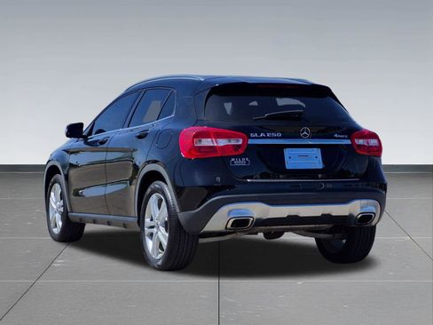 Used 2020 Mercedes-Benz GLA 250 4MATIC image 4