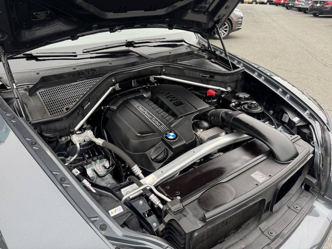 Used 2012 BMW X5 xDrive35i AWD/4WD image 16