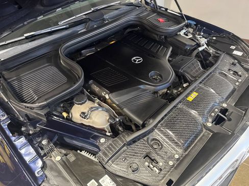 Used 2021 Mercedes-Benz GLS 450 4MATIC image 62