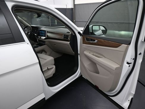 New 2026 Volkswagen Atlas SE AWD/4WD image 42
