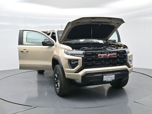Used 2023 GMC Canyon Elevation image 34
