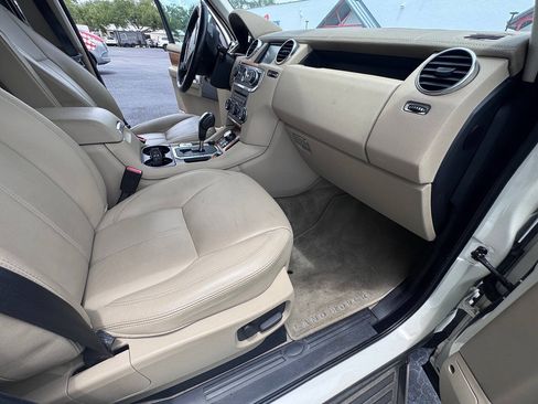 Used 2010 Land Rover LR4 HSE LUX AWD/4WD image 54
