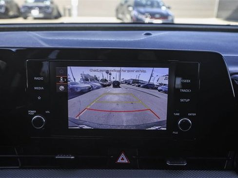 Used 2023 Kia Sportage LX image 24