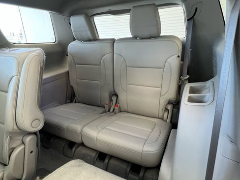 Used 2020 GMC Acadia SLT w/ Premium Package image 36