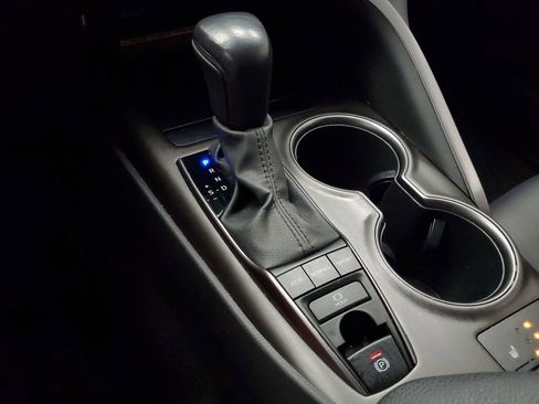 Used 2021 Toyota Camry XSE image 23