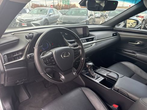 Used 2020 Lexus ES 350 w/ Premium Package image 11