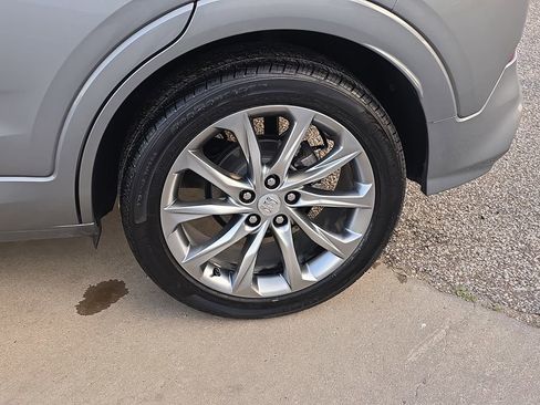 Used 2024 Buick Encore GX Avenir w/ Avenir Technology Package image 31