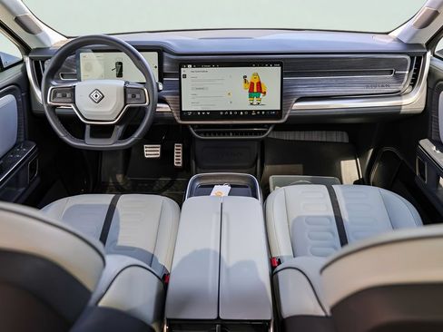 Used 2024 Rivian R1S Adventure Quad AWD/4WD image 26