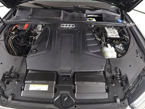 Used 2018 Audi Q7 2.0T Premium Plus w/ Premium Plus Package AWD/4WD image 57
