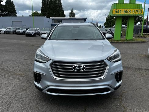 Used 2017 Hyundai Santa Fe SE AWD/4WD image 8
