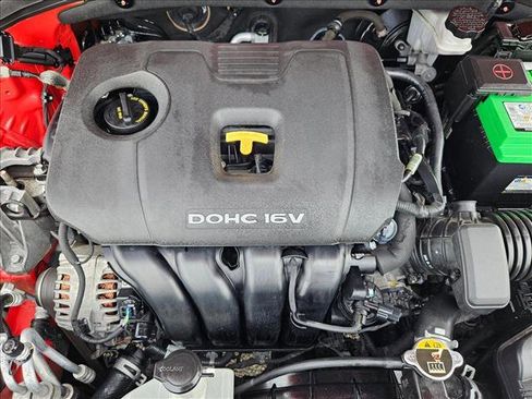 Used 2019 Hyundai Veloster 2.0 image 20