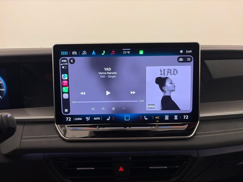 Used 2025 Volkswagen Tiguan SE w/ Panoramic Sunroof Package AWD/4WD image 26