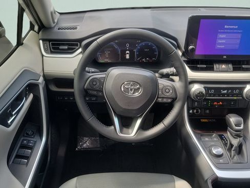 Used 2025 Toyota RAV4 Limited w/ Advanced Technology Package AWD/4WD image 11