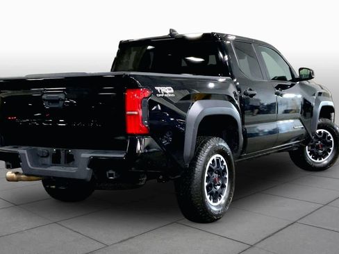 Used 2024 Toyota Tacoma TRD Off-Road AWD/4WD image 13