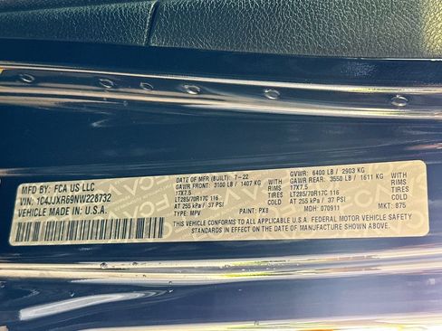 Certified 2022 Jeep Wrangler Unlimited Rubicon 4xe AWD/4WD image 36