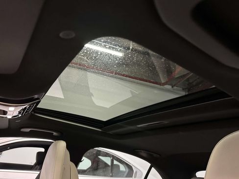 Used 2023 Mercedes-Benz C 300 4MATIC Sedan image 21