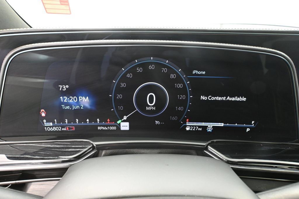 Used 2021 Cadillac Escalade ESV Sport w/ Heavy-Duty Trailer Package AWD/4WD image 25