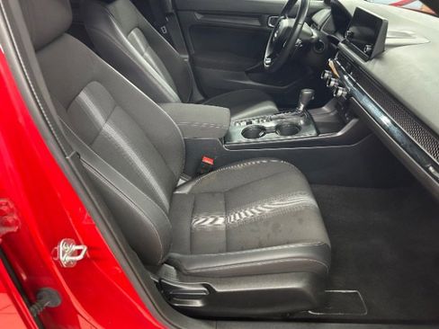 Used 2023 Honda Civic Sport image 10