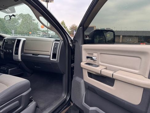 Used 2011 RAM 1500 Classic SLT w/ Popular Equipment Group AWD/4WD image 9