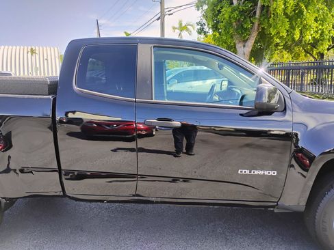 Used 2022 Chevrolet Colorado LT w/ Fleet Safety Package RWD image 60