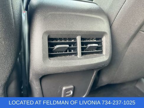 Used 2023 Chevrolet Equinox LS w/ LS Convenience Package image 20