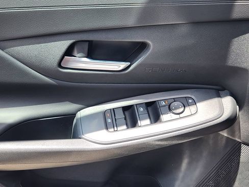 Used 2026 Nissan Sentra SV w/ SV Convenience Package FWD image 20
