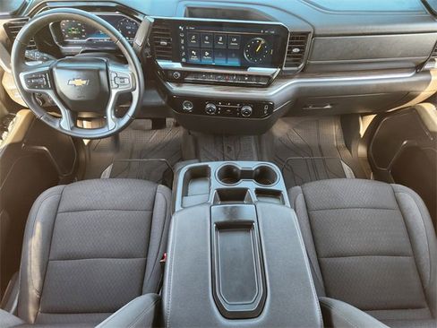 Used 2023 Chevrolet Silverado 1500 LT image 25