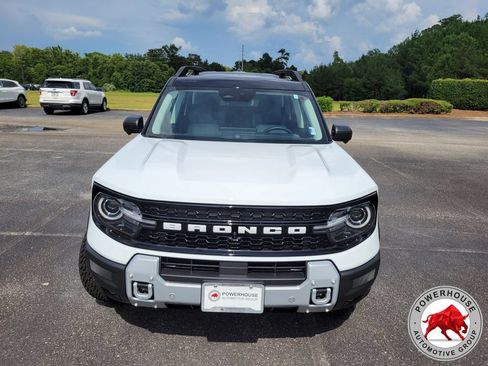 Used 2026 Ford Bronco Sport Badlands w/ Sasquatch Badlands Package AWD/4WD image 9