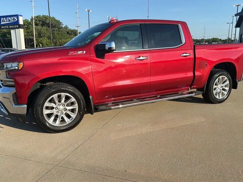 Used 2019 Chevrolet Silverado 1500 LTZ w/ LTZ Plus Package AWD/4WD image 6