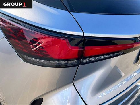 Used 2024 Lexus RX 500h F Sport w/ Convenience Package image 28