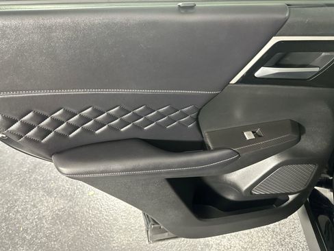 Used 2024 Mitsubishi Outlander SEL Black Edition AWD/4WD image 34