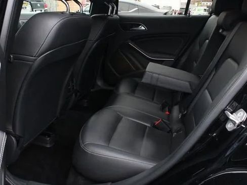 Used 2018 Mercedes-Benz GLA 250 4MATIC image 44