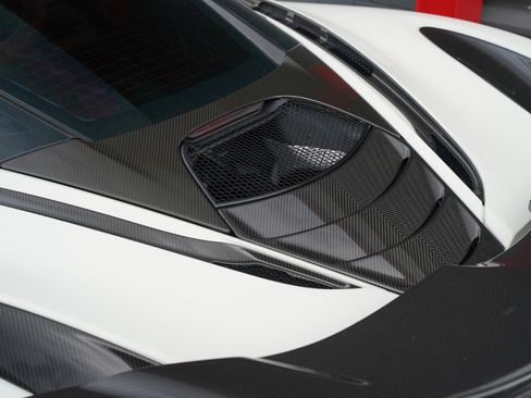 Used 2018 McLaren 720S Performance image 7