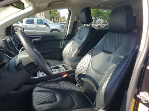 Used 2024 Ford Edge Titanium AWD/4WD image 18