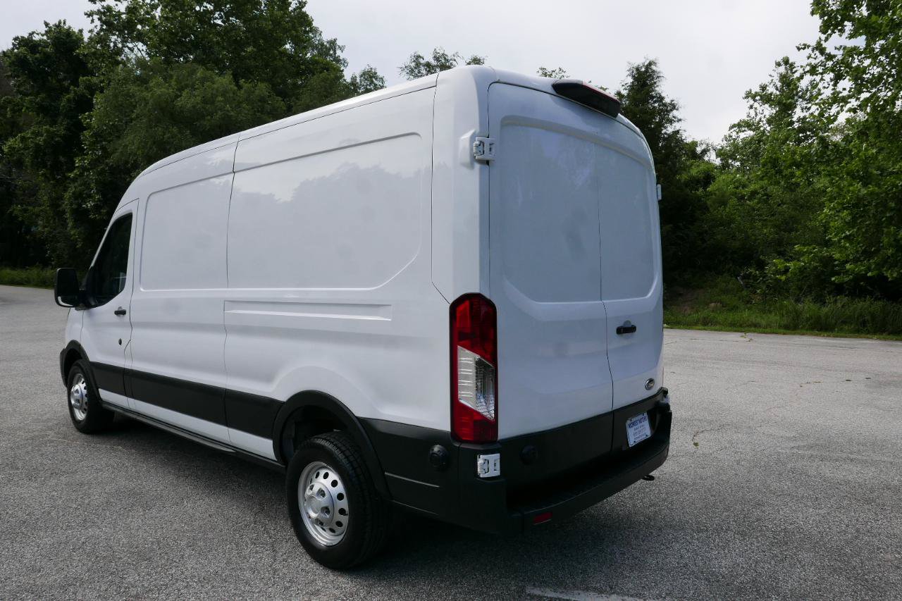Used 2024 Ford Transit 250 148 Medium Roof Extended AWD image 8