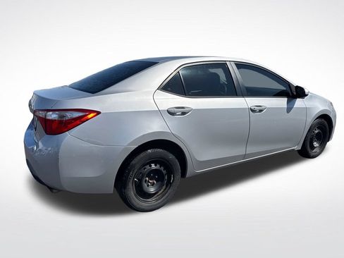 Used 2015 Toyota Corolla L FWD image 5