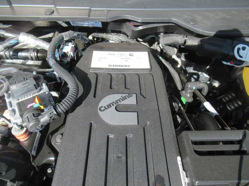 New 2026 RAM 3500 Tradesman w/ Chrome Appearance Group A image 17