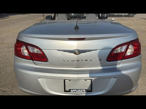 Used 2008 Chrysler Sebring LX image 25